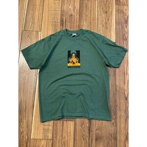 Undefeated Basketball Fortune Teller T-Shirt Green Men’s Streetwear Sz L (RARE)
